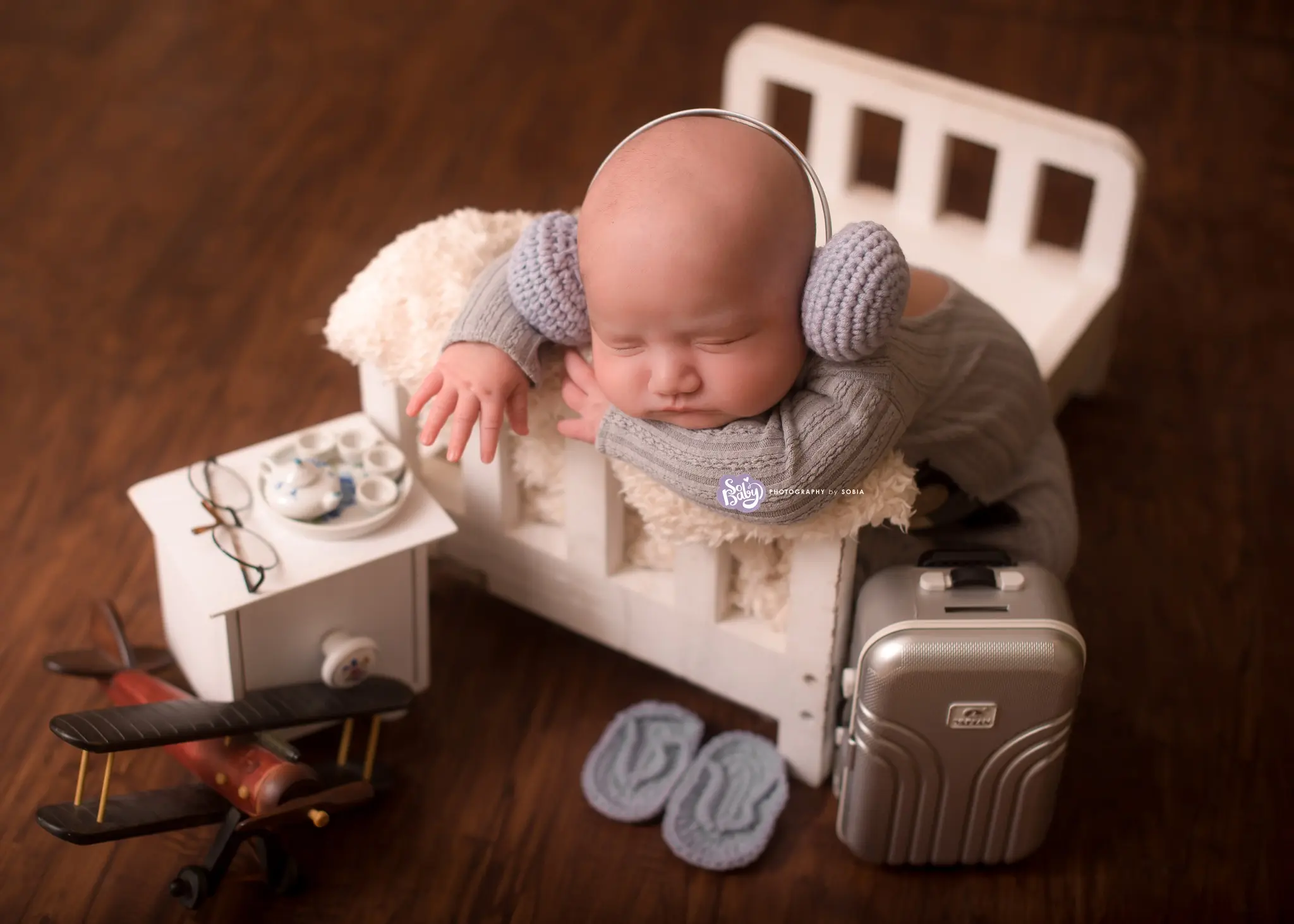 Newborn in fairy theme setup